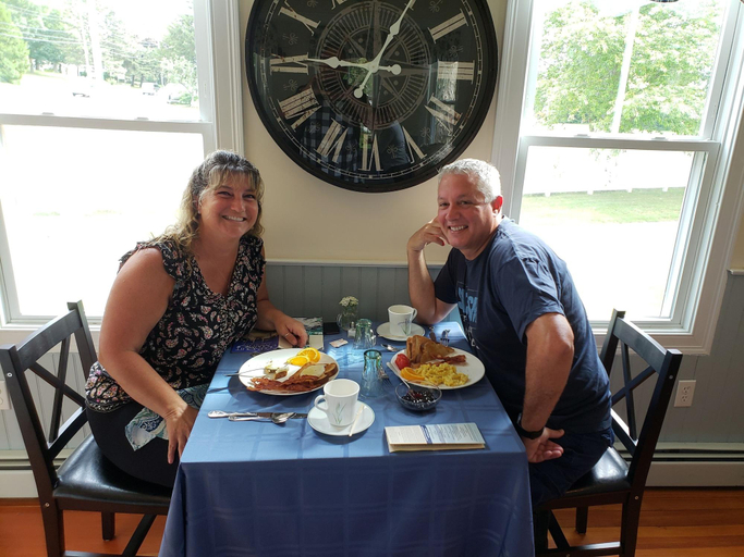 Food & Drinks 5, The Elmere House Bed & Breakfast, York