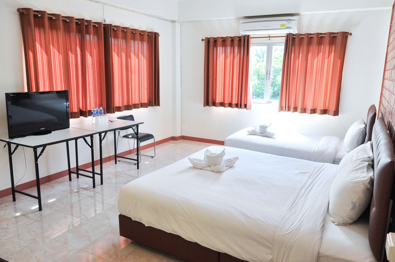 Bedroom 5, Budsarakam Place Hotel, Muang Chanthaburi