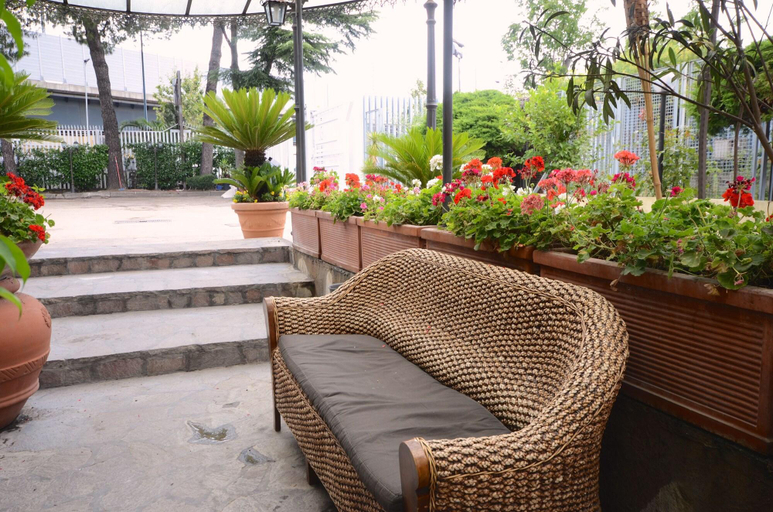 Public Area 2, Hotel Clinton, Napoli