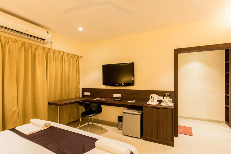 Bedroom 4, LYNQ CICO Hotel, Kolkata