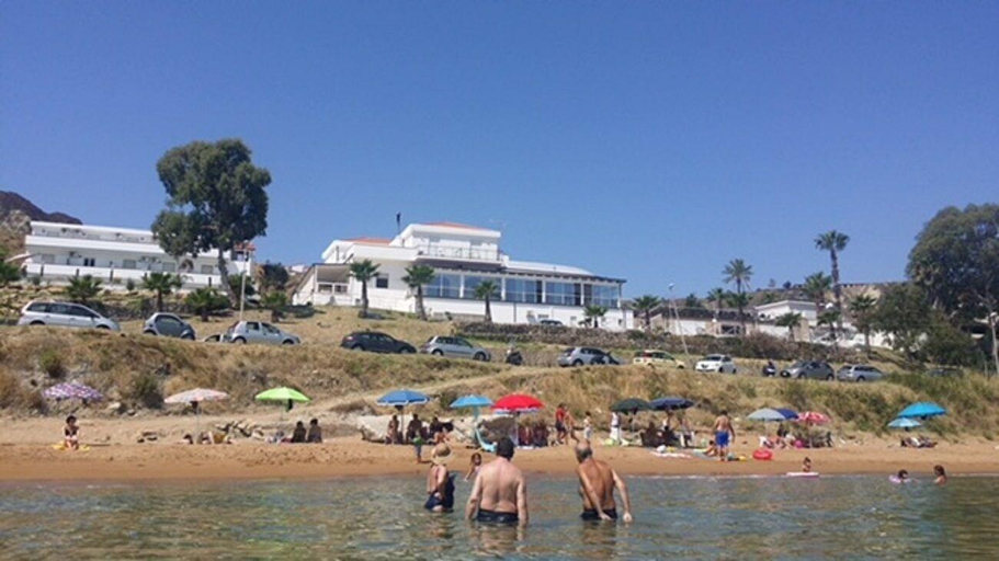Exterior & Views 1, Pescasubacquea, Crotone