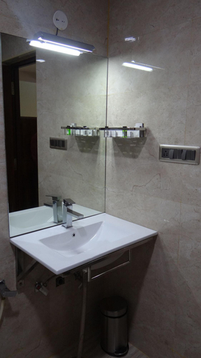 Bathroom 4, Arna Hotel, Bangalore