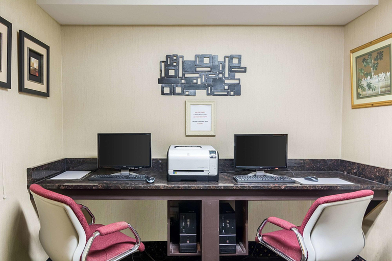 Others 5, The Plaza Inn & Suites, Washington