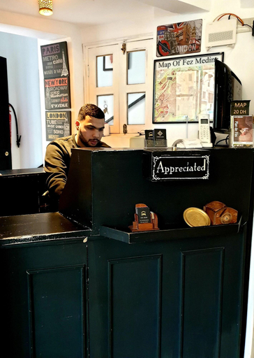 Public Area, Cine House, Fès