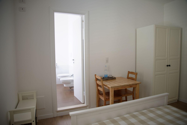 Bathroom 4, La Casa Del Gelso Bianco, Lecce