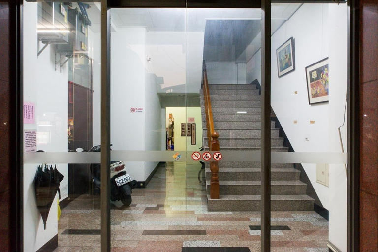 Public Area 2, J. House, Nantou