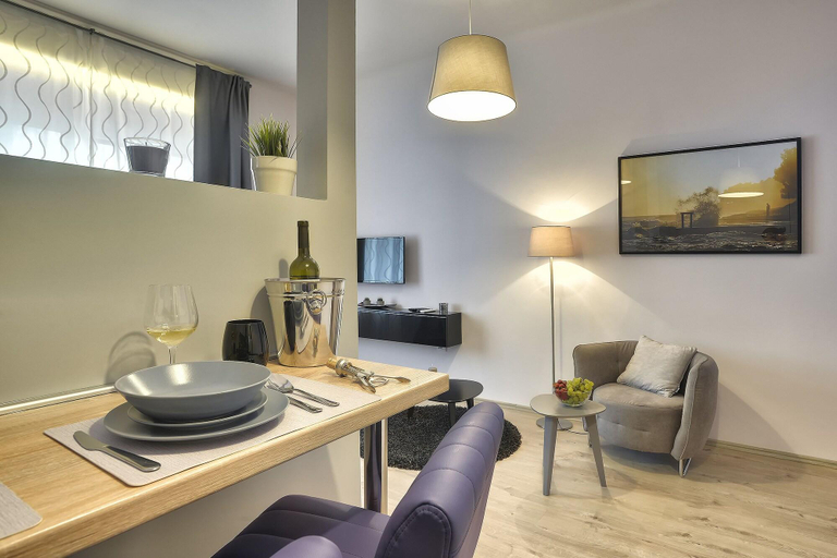 Exterior & Views, D&A Center Apartments, Pula