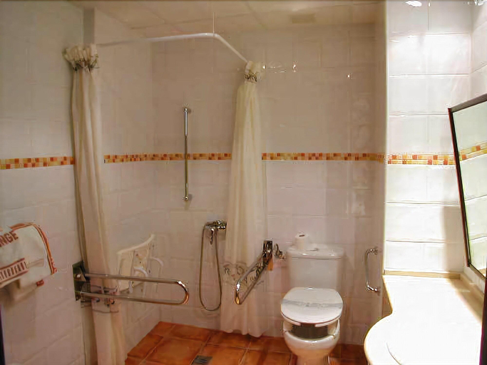 Bathroom, Hotel San Ángel, Asturias