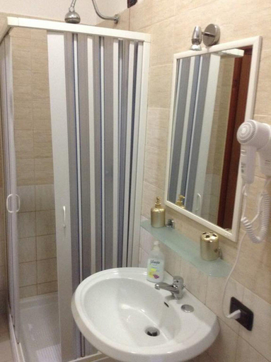 Bathroom 5, Hotel 4 Lampioni, Catanzaro