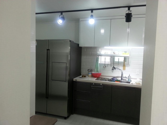 Bedroom 3, Daon House, Buk