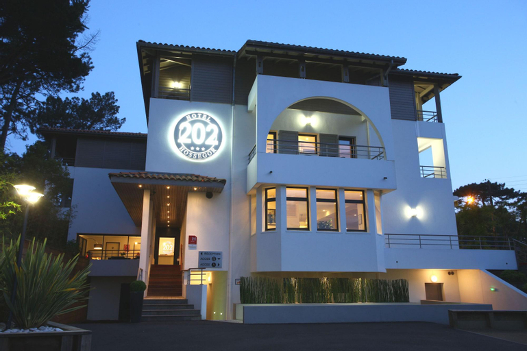 Hotel 202, Landes