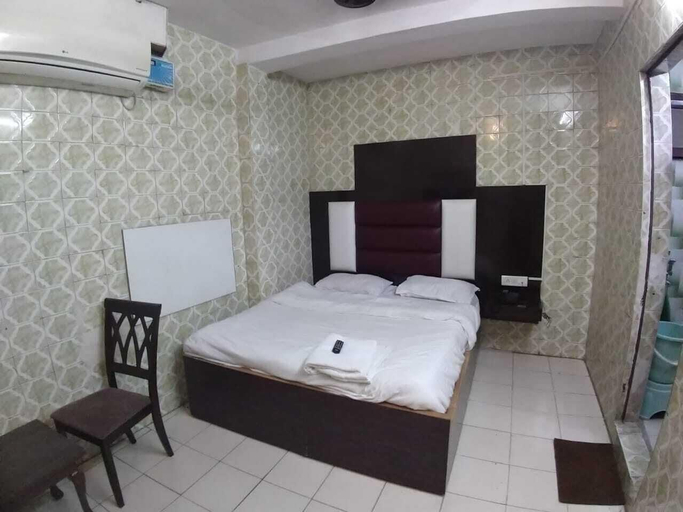 Bedroom 5, Hotel Trio Suites, Delhi