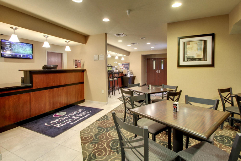 Public Area 3, Cobblestone Hotel & Suites – Broken Bow, Custer