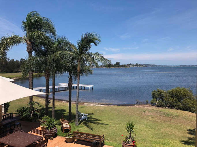 Exterior & Views 2, Squid Ink Motel, Lake Macquarie - East
