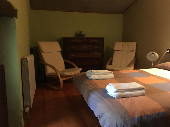 Bedroom 4, Cal Pai, Girona