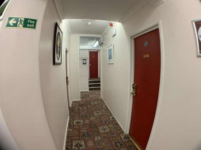 Public Area 2, Barking Hotel, London