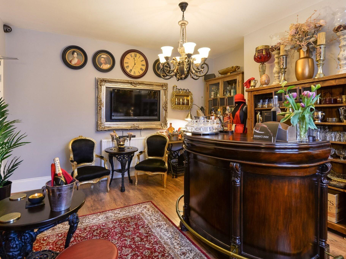 Public Area 3, Mama's Inn Boutique Guest House, Nottingham