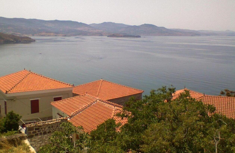 Bedroom 4, The Schoolmistress With the Golden Eyes, North Aegean