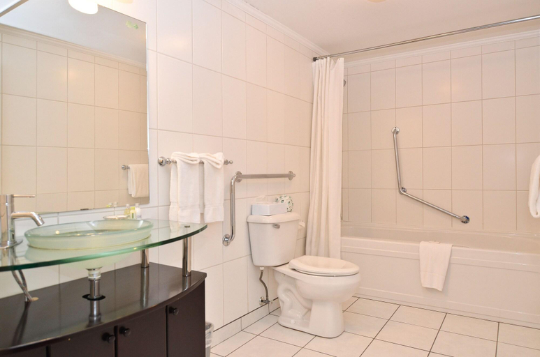 Bathroom 4, Regent Hotel, Columbia-Shuswap