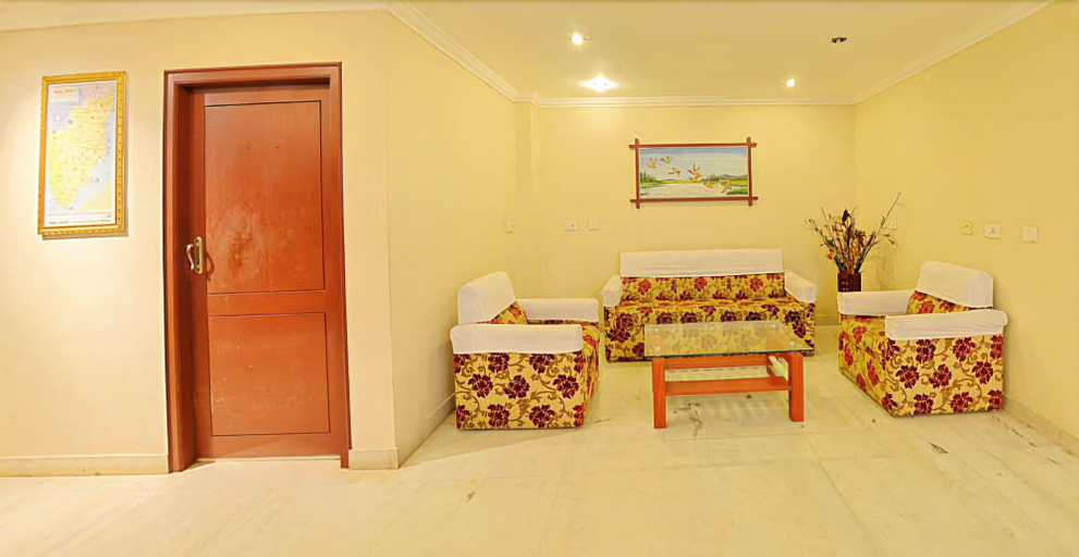 Public Area 2, Hotel Gnanam, Thanjavur