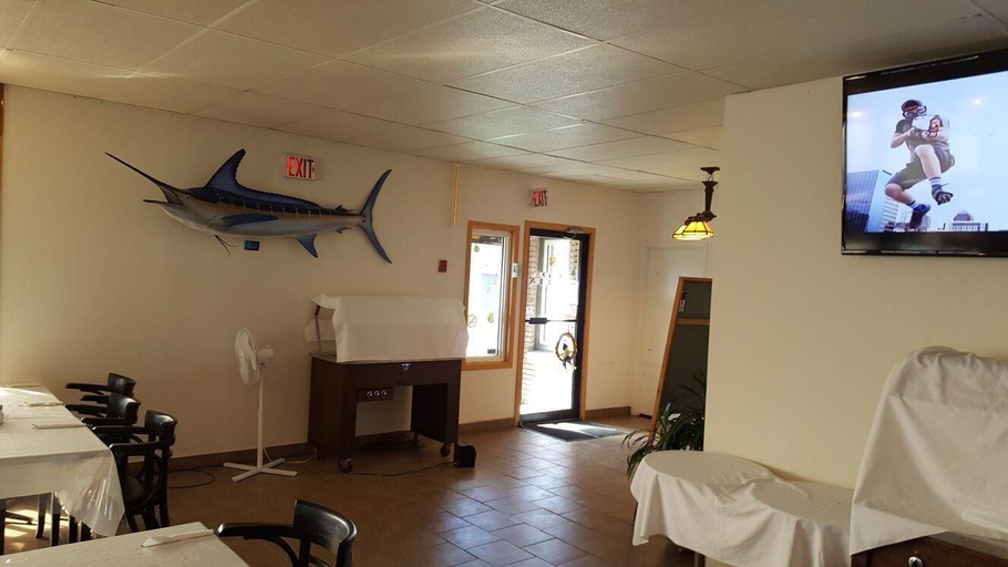 Public Area, Spanish River Inn, Algoma