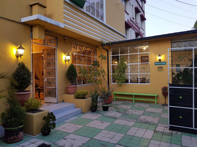 Public Area 2, Petite Maison, Quito
