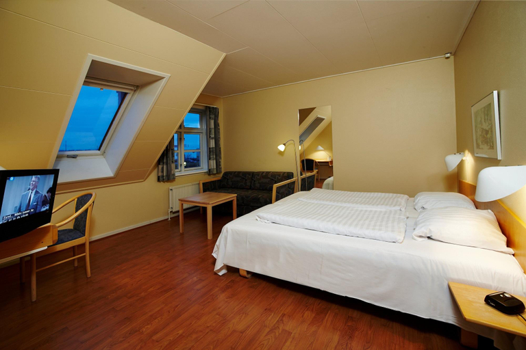 Bedroom 4, Hotel Søparken, Jammerbugt