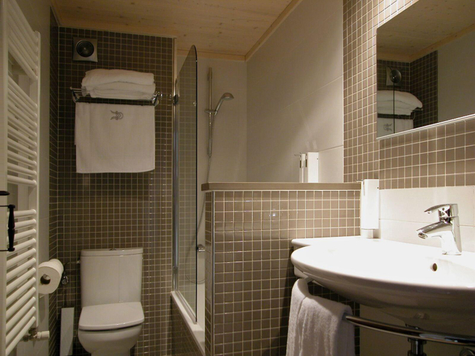 Bathroom 5, Casa Baquedano, Navarra