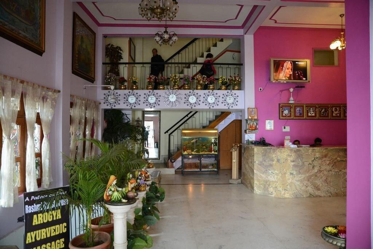 Public Area 2, A Palace on River - Rashmi guest House, Varanasi