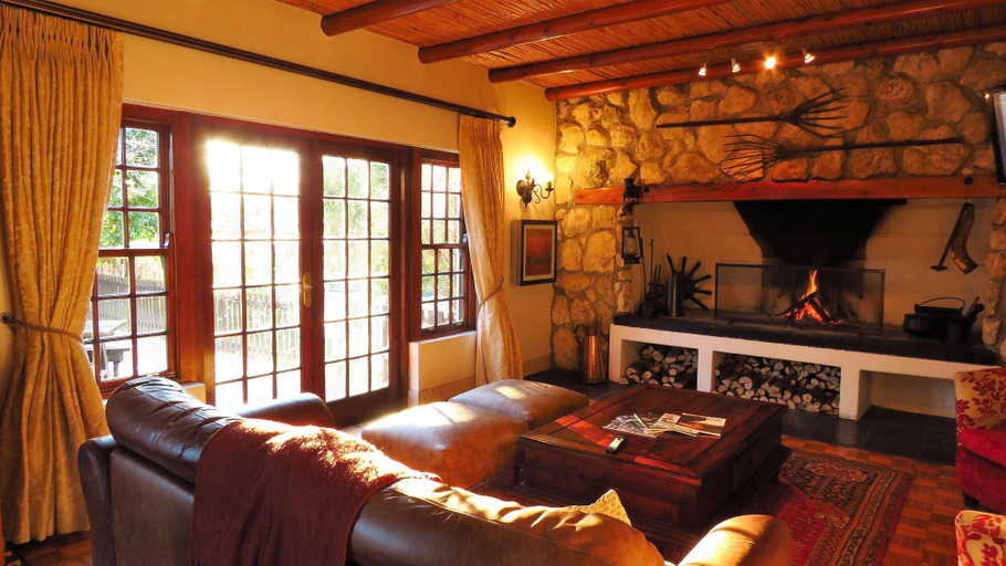 Public Area 4, Oakhurst Hotel, Eden