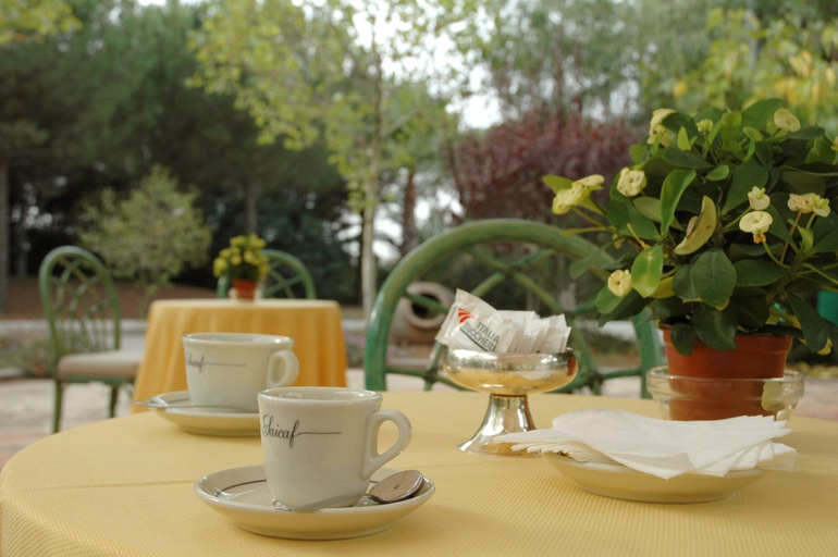 Food & Drinks 5, Hotel Club Il Baricentro, Bari
