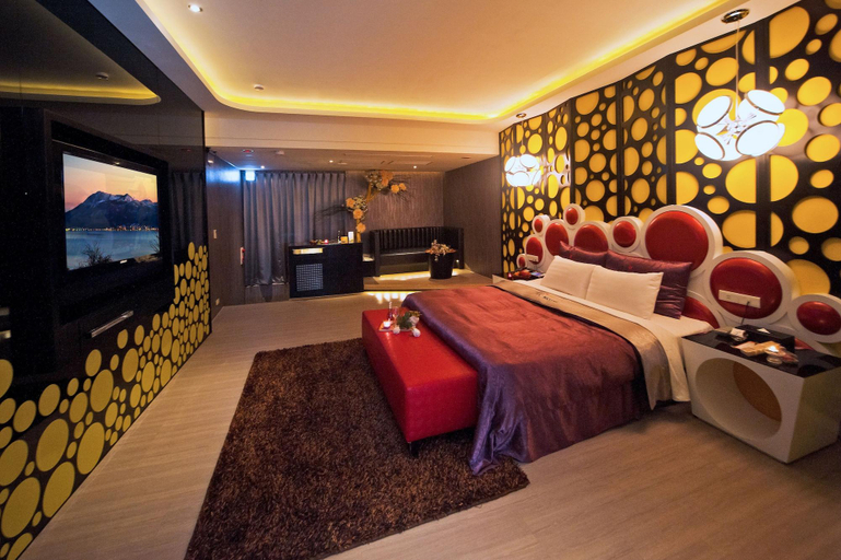 Others 5, Xintiandi Motel, Taichung