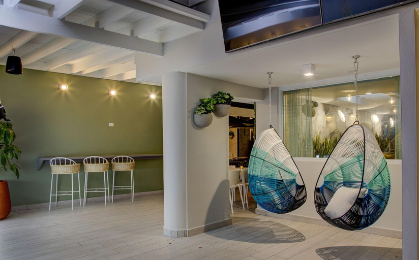 Public Area 2, Trópica Beach Hotel