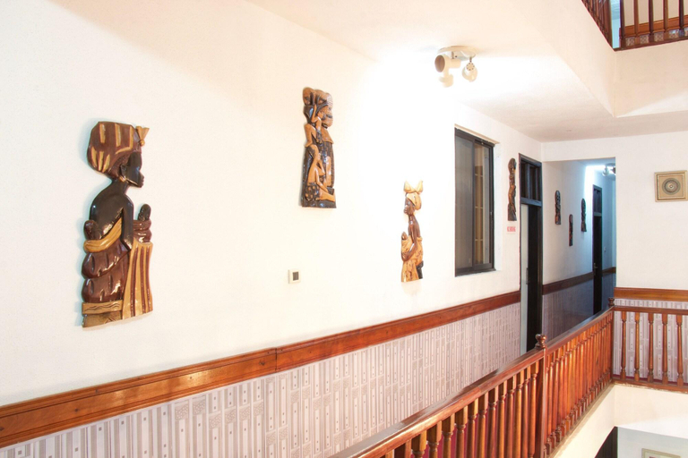 Public Area 2, Hill View Hotel McCarthy Hills, Ga West