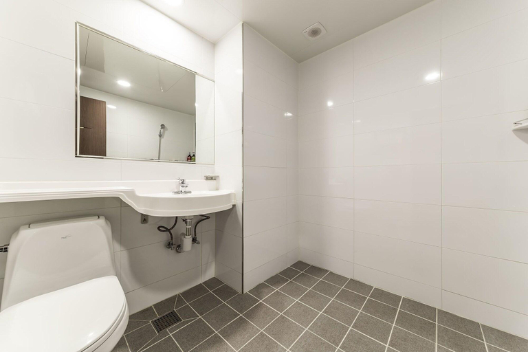 Bathroom, Luxor Hotel, Goyang