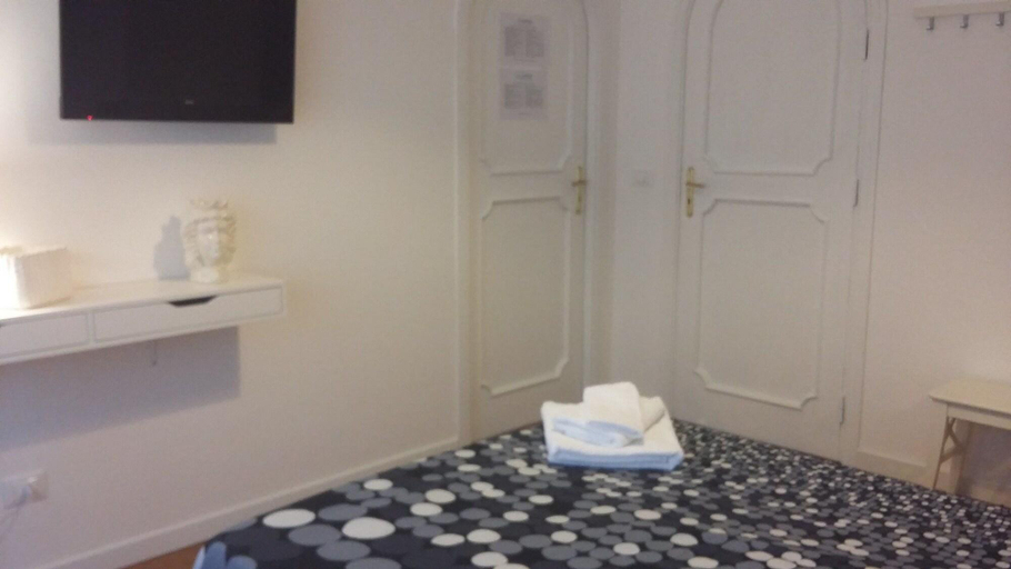 Bathroom, Al SiciliAndo B&B, Palermo
