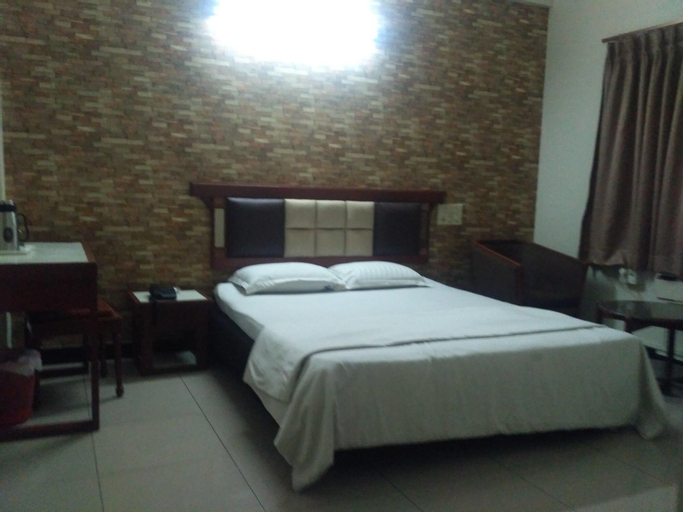 Hotel Sakthi Priya, Chennai