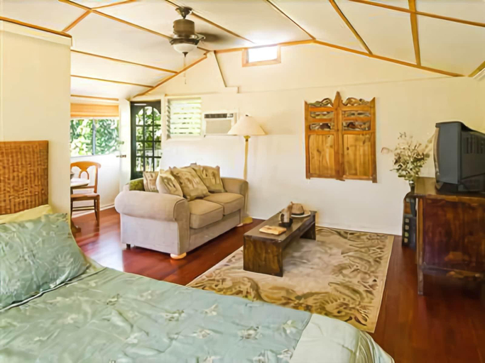 Public Area 3, Fern Grotto Inn, Kauai