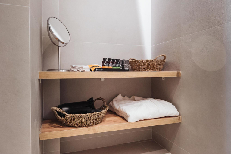 Bedroom 3, Sandom, South Aegean