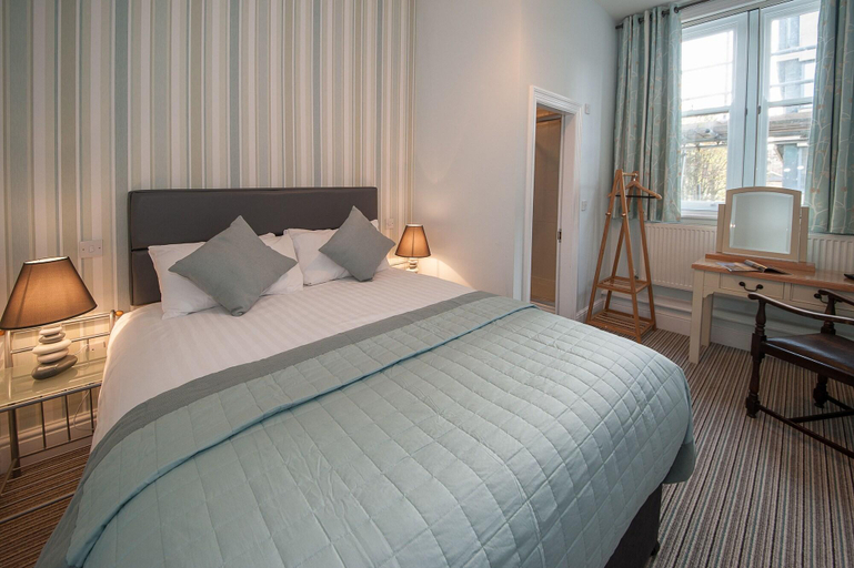 Bedroom 3, The Royal Hotel (latinos), Lancashire