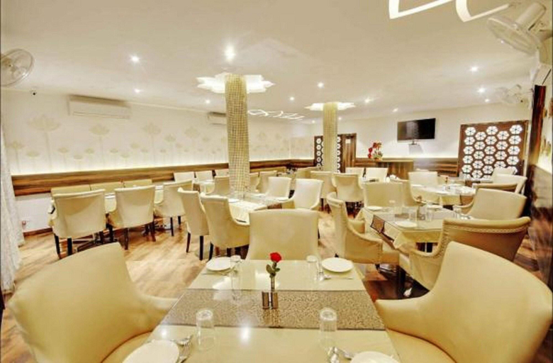 Food & Drinks 5, Hotel Anurag Katra, Reasi