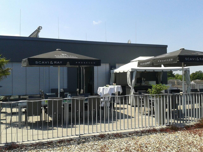 Exterior & Views 2, Hotel Dornberg, Peine
