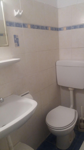 Bathroom 5, Guesthouse Pyrassos, Thessaly