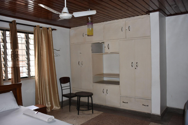 Public Area, Dar eco backpackers, Kinondoni