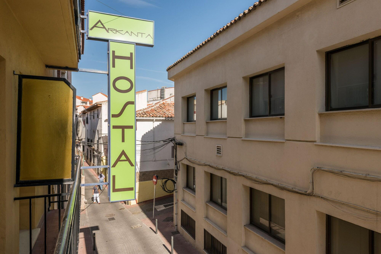 Exterior & Views 2, Hostal Arkanta, Madrid