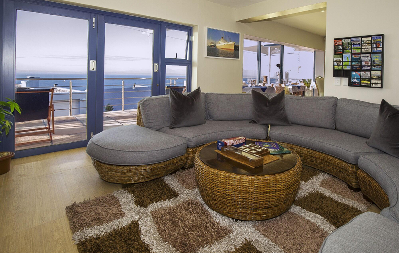 Public Area 4, Magellans Hotel, City of Cape Town