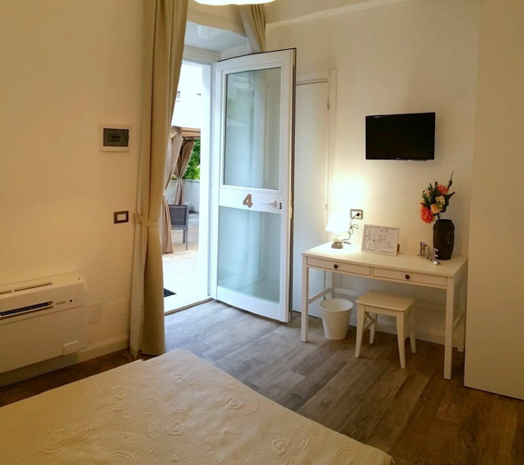 Bedroom 3, Garden House - Luxury Guest House, Roma