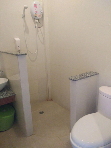 Bathroom 3, Ingaun Resort, Lao Khwan