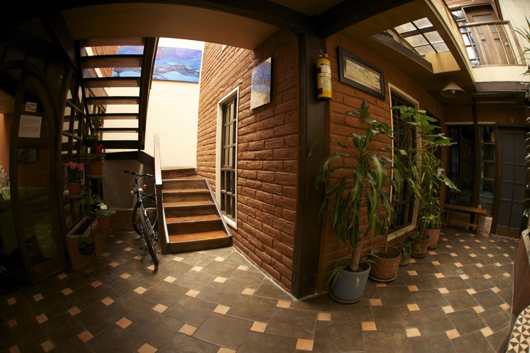 Public Area 2, La Casa del Arupo, Quito