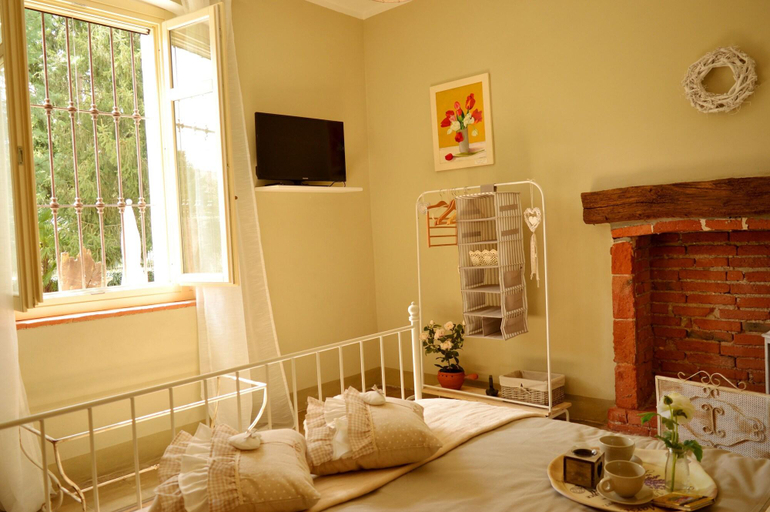 Public Area 3, Bed & Tours Dimora di campagna, Asti